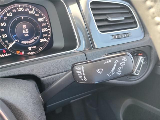 VOLKSWAGEN GOLF VARI 2020 Image 31