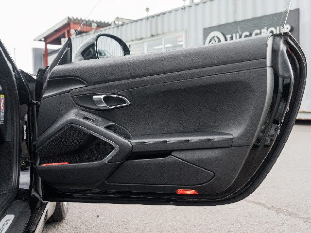 PORSCHE 911 2013 Image 31