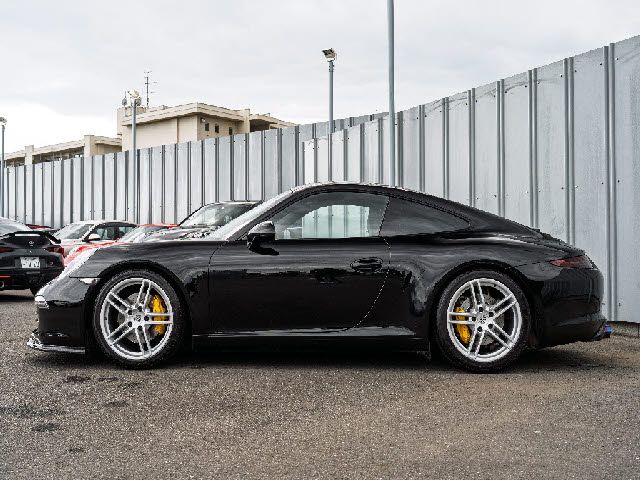 PORSCHE 911 2013 Image 31