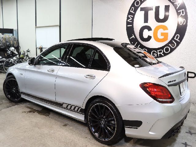 MERCEDES BENZ MERCEDES AMG C CLASS 2018 Image 31