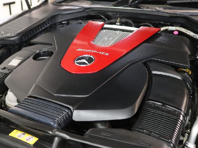 MERCEDES BENZ MERCEDES AMG C CLASS 2018 Image 31