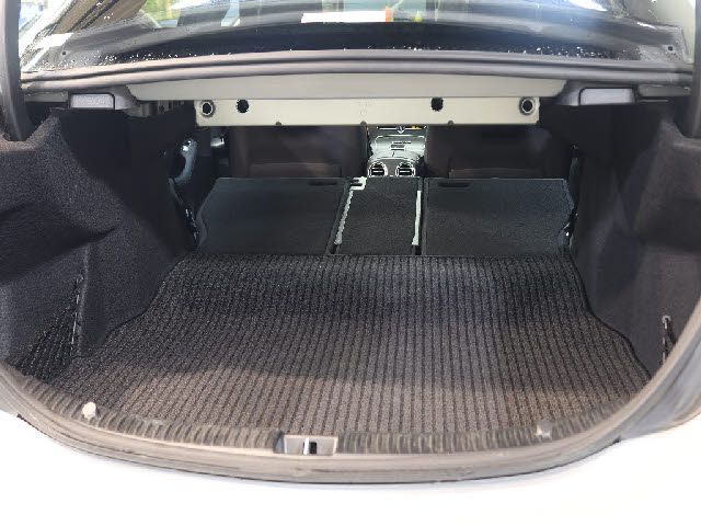 MERCEDES BENZ MERCEDES AMG C CLASS 2018 Image 31