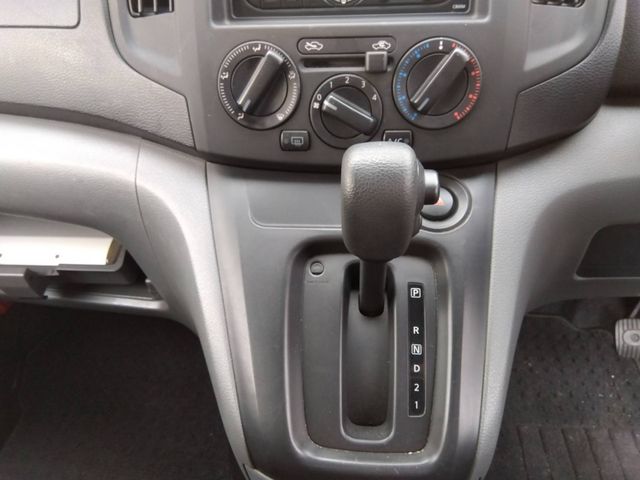 NISSAN NV200 VANETTE VAN 2018 Image 31