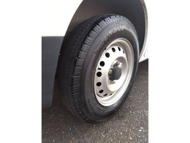 NISSAN NV200 VANETTE VAN 2018 Image 31