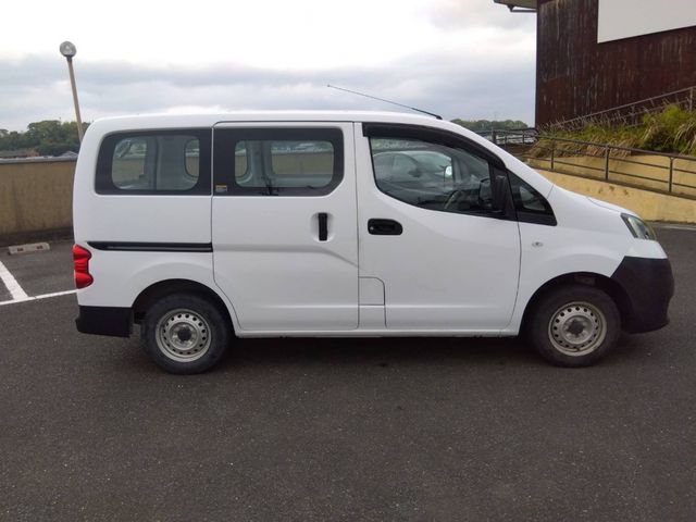 NISSAN NV200 VANETTE VAN 2018 Image 31