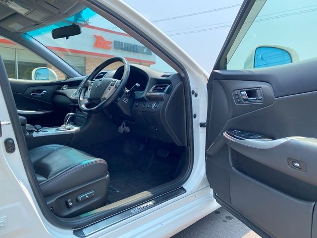 TOYOTA CROWN SEDAN 2012 Image 31