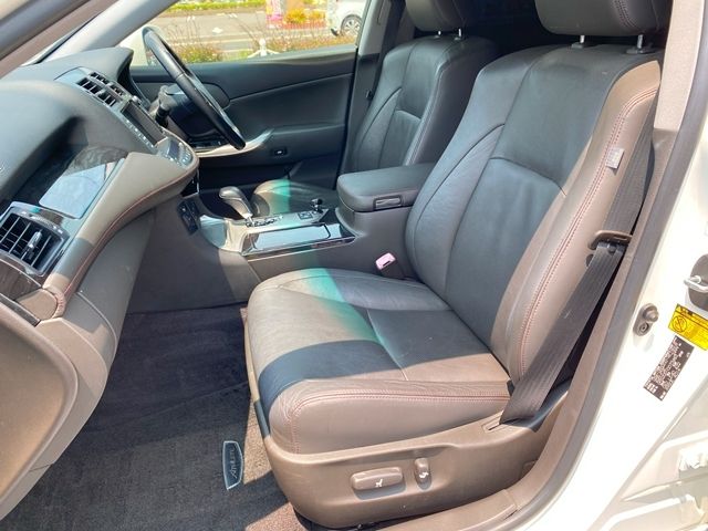 TOYOTA CROWN SEDAN 2012 Image 31