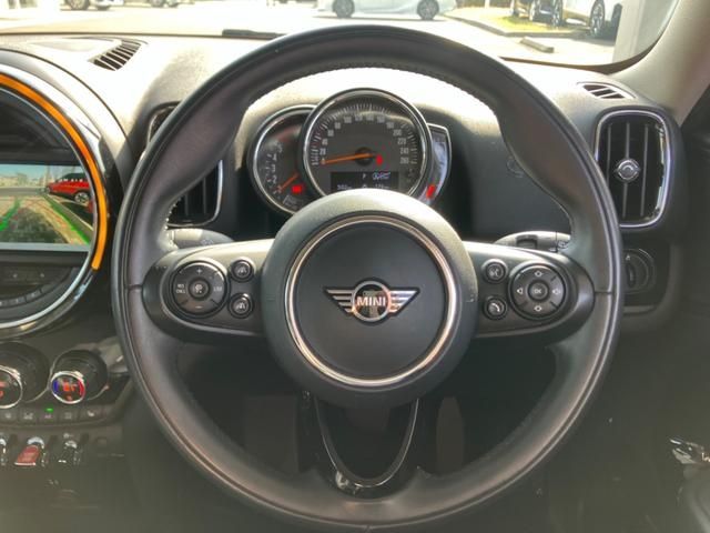 BMW MINI COOPER D CR 2019 Image 31