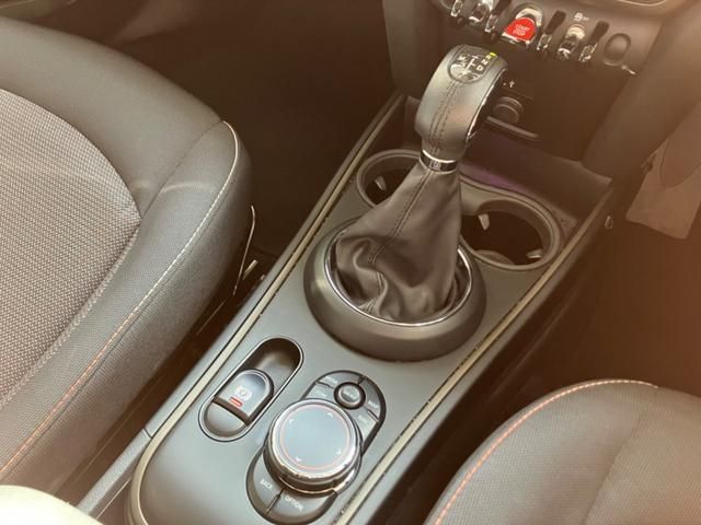 BMW MINI COOPER D CR 2019 Image 31