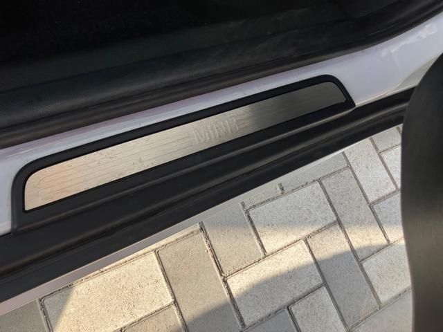 BMW MINI COOPER D CR 2019 Image 31