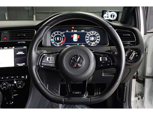 VOLKSWAGEN GOLF R 2018 Image 31