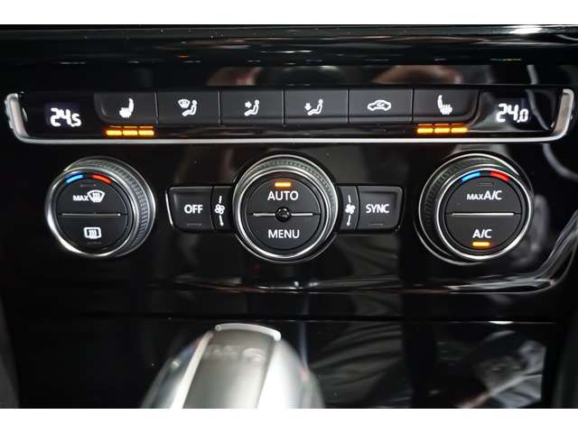 VOLKSWAGEN GOLF R 2018 Image 31