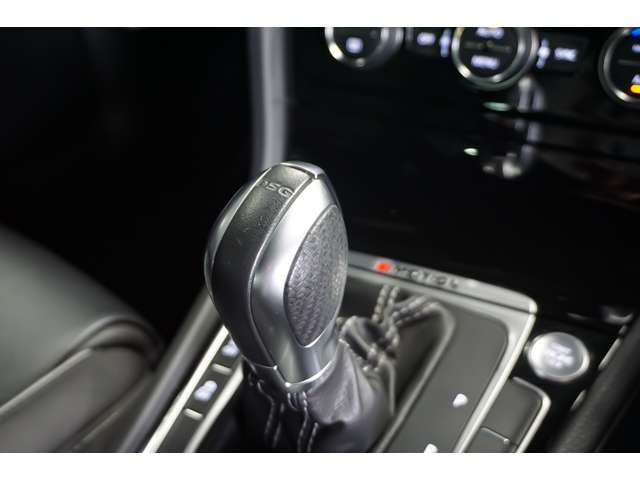 VOLKSWAGEN GOLF R 2018 Image 31