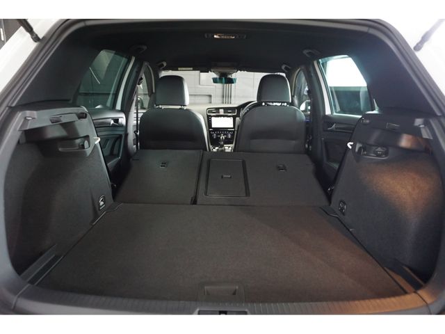 VOLKSWAGEN GOLF R 2018 Image 31