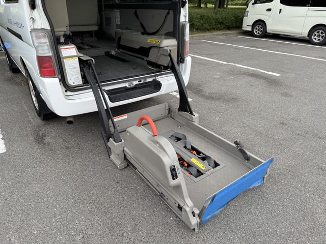 NISSAN CARAVAN VAN 4WD 2011 Image 31