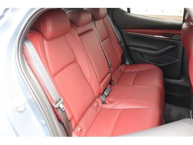 MAZDA 3 FASTBACK 2022 Image 31