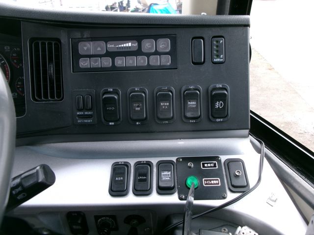 MITSUBISHI FUSOU AERO ACE 2008 Image 31