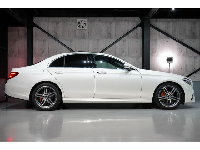 MERCEDES BENZ E CLAS 2018 Image 31