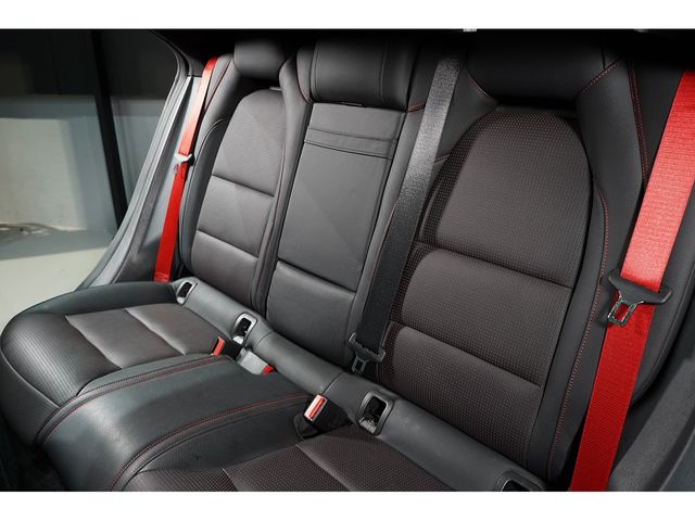 AMG CLA CLASS 2016 Image 31