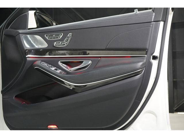 MERCEDES BENZ S CLAS 2016 Image 31