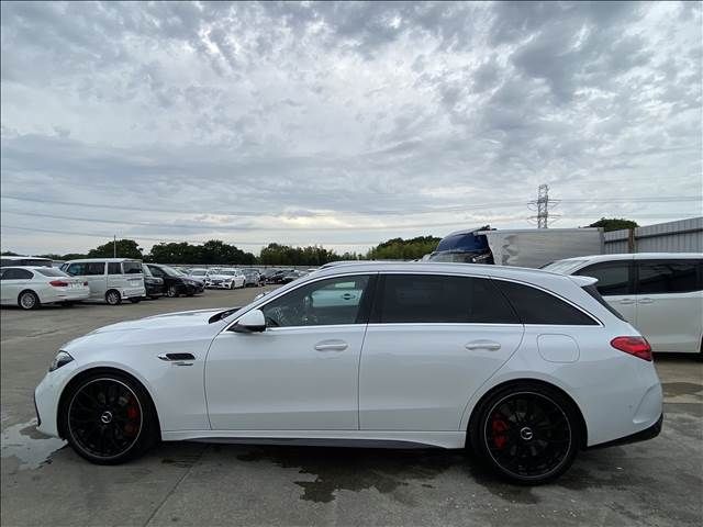 MERCEDES BENZ MERCEDES AMG C STATI 2024 Image 31