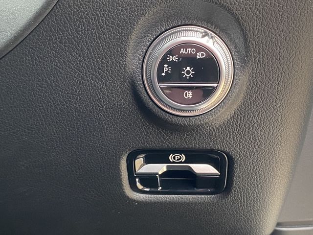 MERCEDES BENZ MERCEDES AMG C STATI 2024 Image 31