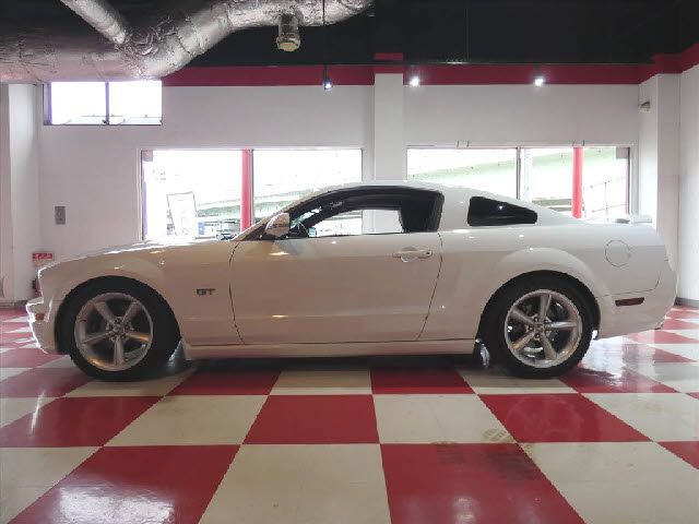 FORD MUSTANG 2008 Image 31