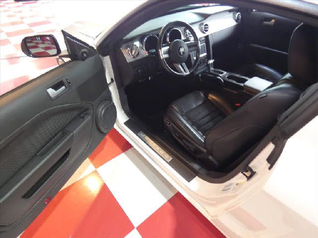 FORD MUSTANG 2008 Image 31