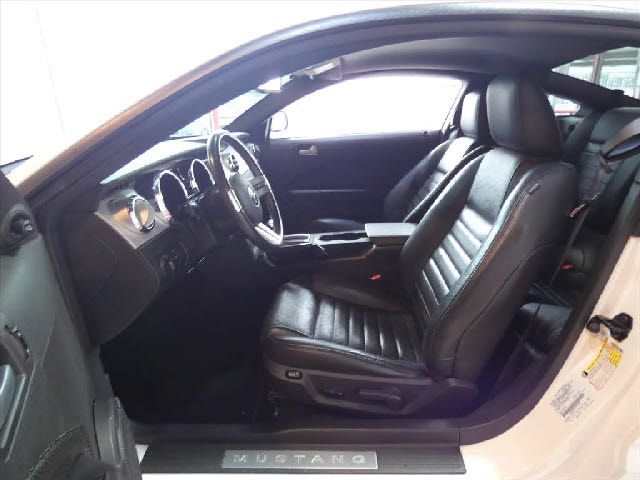 FORD MUSTANG 2008 Image 31
