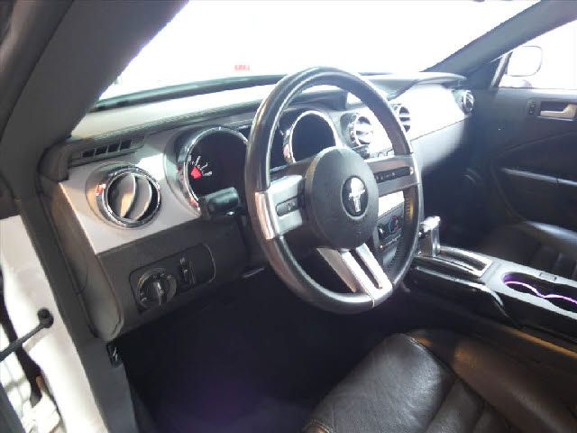 FORD MUSTANG 2008 Image 31