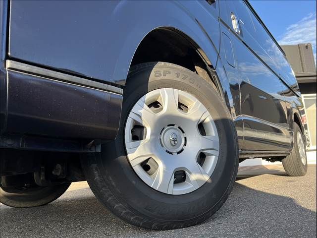 TOYOTA HIACE VAN 4WD 2019 Image 31