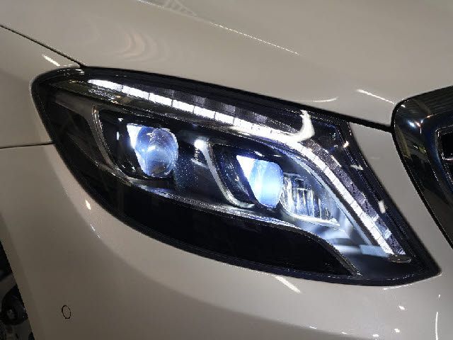 MERCEDES BENZ S CLAS 2015 Image 31