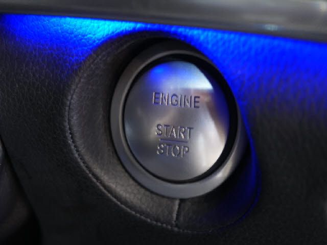 MERCEDES BENZ S CLAS 2015 Image 31