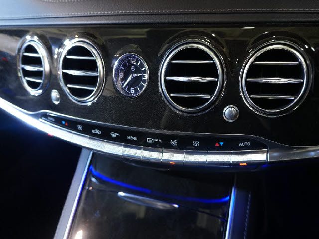 MERCEDES BENZ S CLAS 2015 Image 31