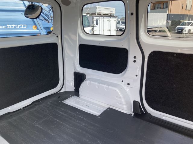 NISSAN NV200 VANETTE VAN 4W 2020 Image 31