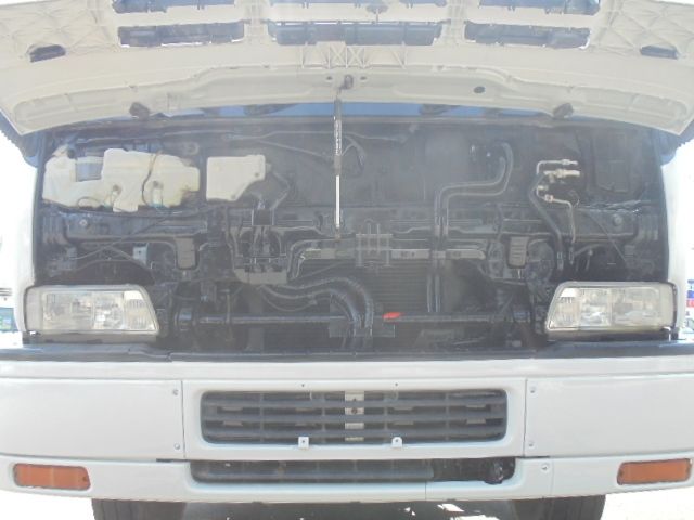 ISUZU GIGA 2004 Image 31