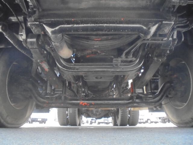 ISUZU GIGA 2004 Image 31