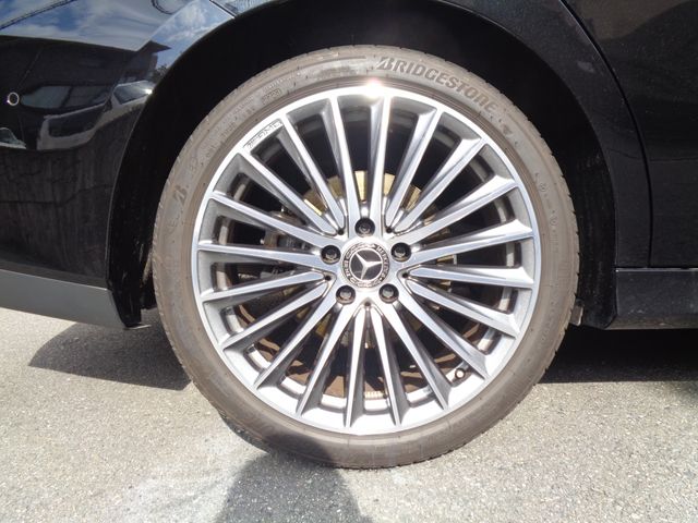 MERCEDES BENZ CLA CL 2023 Image 31