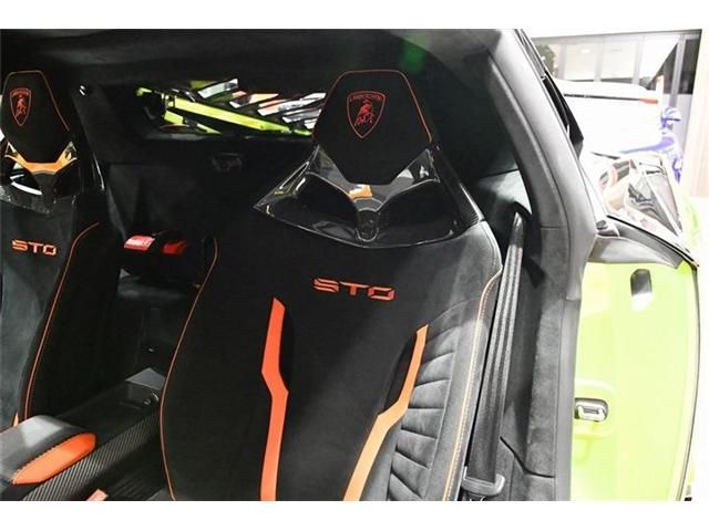 LAMBORGHINI HURACAN 2023 Image 31