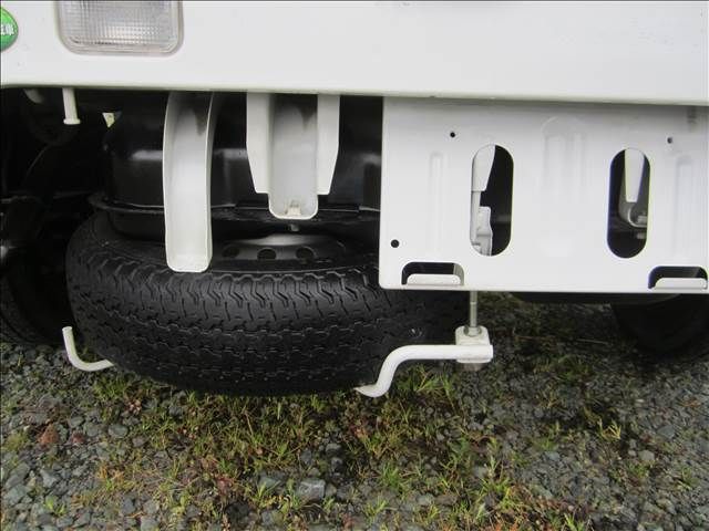 NISSAN NT100 CLIPPER 4WD 1989 Image 31