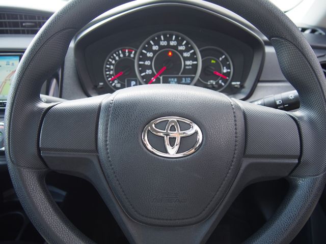 TOYOTA COROLLA AXIO 4WD 2023 Image 31