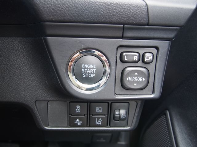 TOYOTA COROLLA AXIO 4WD 2023 Image 31