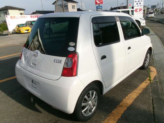 DAIHATSU ESSE 2009 Image 31