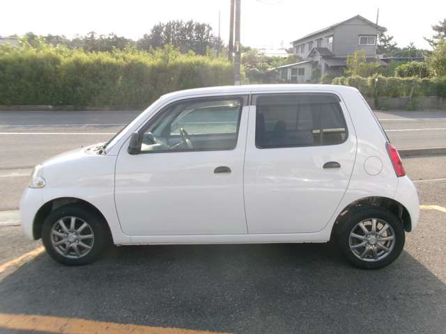 DAIHATSU ESSE 2009 Image 31