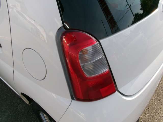 DAIHATSU ESSE 2009 Image 31