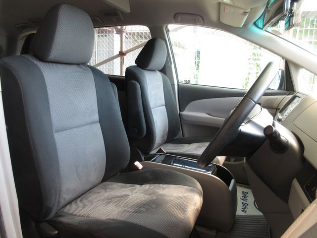 TOYOTA ESTIMA 2006 Image 31