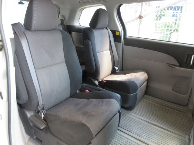 TOYOTA ESTIMA 2006 Image 31