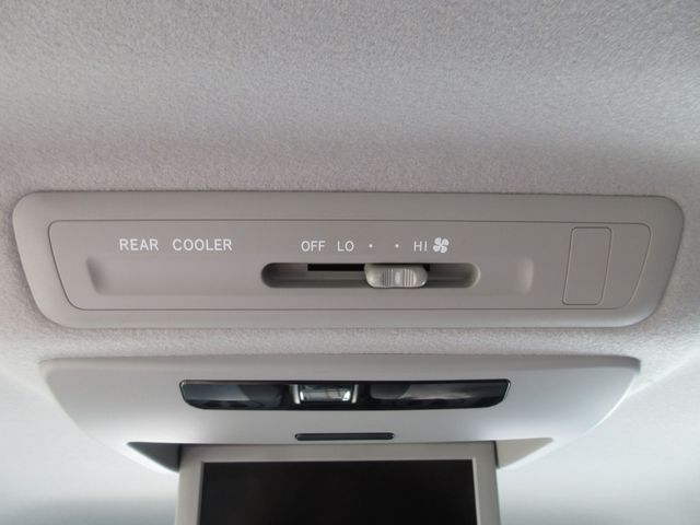 TOYOTA ESTIMA 2006 Image 31