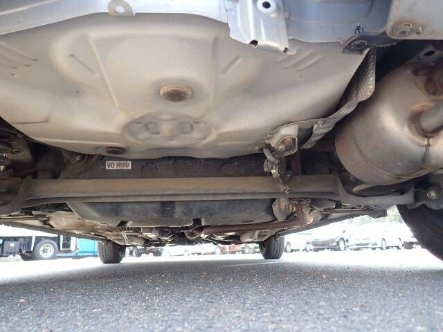 TOYOTA VITZ 2007 Image 31