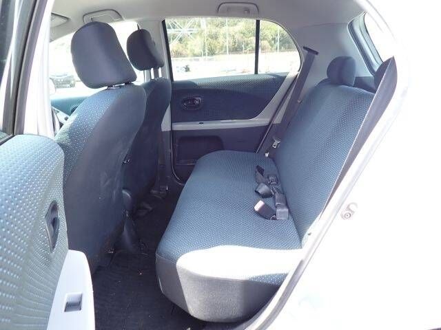 TOYOTA VITZ 2007 Image 31